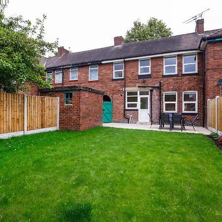 The Burton York 3 Bedroom House Sleeps 6 Экстерьер фото